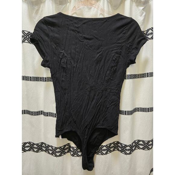 Intimately Free People black wire deep V-neck short sleeve bodysuit small - Picture 6 of 11